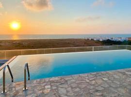 Sea & Mountain Panorama View, North Cyprus, hotel in Ghaziveran