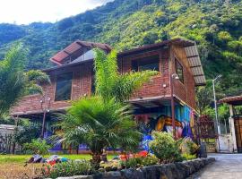 Cabaña Mirador, hotel with parking in Pititic