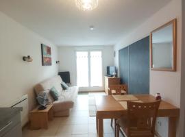 Chez Swan et Yuliya, hotel u gradu 'Mooslargue'