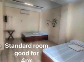 Casa Trias Beach Resort, hôtel à Balayon