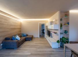 Nuovo appartamento a Salò, self catering accommodation in Salò