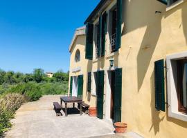 Private Villa - Retreat between Siena and the Sea, viešbutis mieste Rokastrada