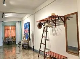 Cozy Gallery Studio at Chinatown