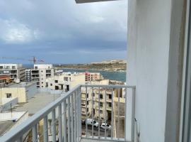 R3 RN Retreat, hótel í San Pawl il-Baħar