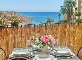 (NEW) Beachside apartment - Calahonda Beach