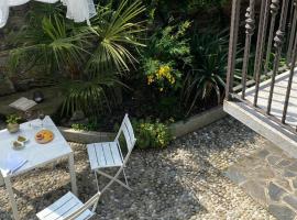 Il Nido di Ronco, hotel v destinaci Nonio