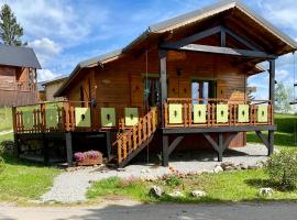 Chalet des Moineaux, hotel i nærheden af Abbaye Lake, Saint-Laurent-du-Jura