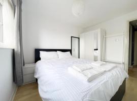 Colliers Wood 1 Bed South London Short Stay、ミッチャムのホテル