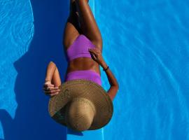 Family Villages Santorini, hotel with pools in Vlychada Beach