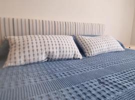 APARTAMENTO ARENAL BURRIANA CON PISCINA Y TERRAZA, ξενοδοχείο σε Burriana