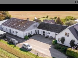 Værelser til leje 5, ξενώνας σε Hørve