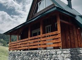 Nomad Lodge Zminica，位于扎布利亚克的木屋