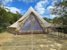 Glamping Tent Mariehamn, casa de praia em Mariehamn