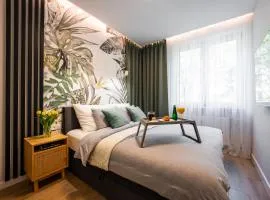 Good Things near City Center Ceglana Street & parking - blisko szpitali Okulistyka Euromedic MSWiA