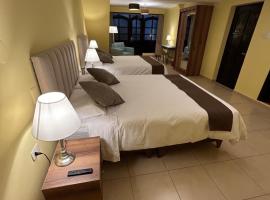 Habitaciones La Casona, hotel a Huaraz