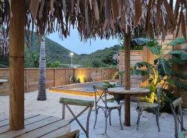 BELLE ANSE Suites at Anse Marcel: Anse Marcel  şehrinde bir otel