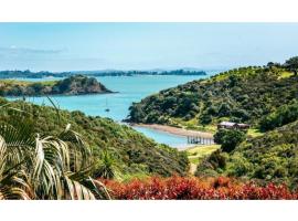 Delamore Cove - Karaka - Waiheke Escapes, hotel with parking in Matiatia Bay