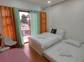 Alleyhub Condotel, hotel v destinaci Balogo