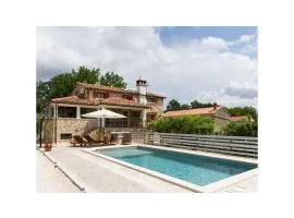 Matija Comfortable holiday residence