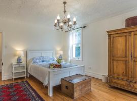 Islay House - Blue Room, ξενοδοχείο σε Woodend