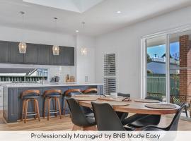 The Arches - Art Deco Inspired, Chic Interiors, хотел в Батърст