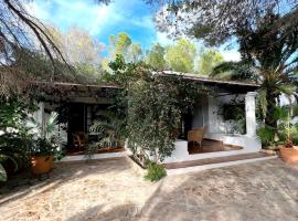 Casa Christine, holiday home in Playa Migjorn