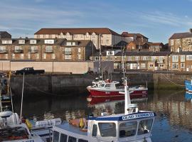 Two bedroom Maisonette with balcony and sea views, hotel din Seahouses