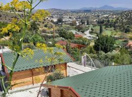 Happy Glamping Cy, hotel near Chirokoitia Archaelogical Site, Ayios Theodhoros