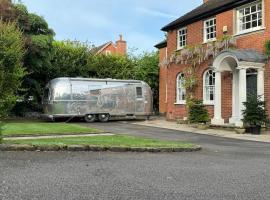 Airstream Experience, apartment in Knutsford