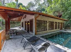 Restful Casa Quetzal Luxurious Rainforest Retreat