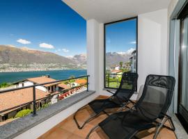 Apartment Residence Miralago - Utoring Apt- B16 by Interhome, hotel di Piazzogna
