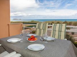Apartment Port Pals Sunrise & Sunset by Interhome, hotelli kohteessa Pals