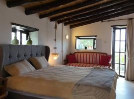 Boutique Stonehouse, bed & breakfast i Phterykha