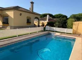 La Bilbaina con Piscina, Jardin y Parking Exclusivo 10