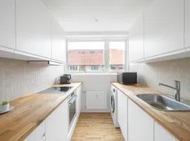 2-BR apartment with a balcony in Frederiksberg - 203