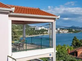 Apartment Sea View 2