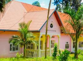 DOVE WEST APARTMENT, hotel v destinaci Kibuye