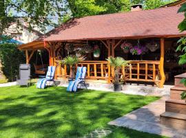 Refugiul Rustic, strandh&oacute;tel &iacute; Arad