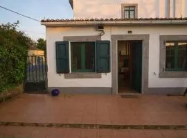 Casa con finca cerca de playas