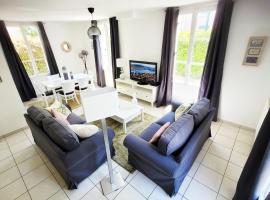 Disneyland Paris Modern Villa, hotel in Bailly-Romainvilliers