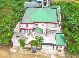 Ajieh Rest House, hotel cerca de Aeropuerto Internacional de Duala - DLA, Douala