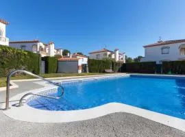 Holiday Home Cristal by Interhome