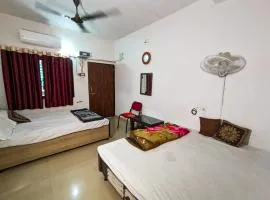 Jay Kuber Home stays