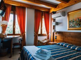 Arciduca Charming House Room & Breakfast, hotel v destinácii Arco