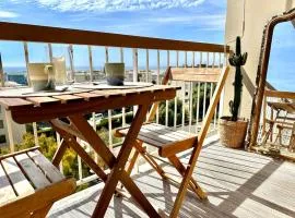 Joli 2 pièces - Proche aéroport - Terrasse vue mer