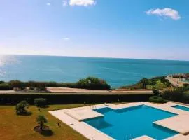 Sea View W Pool, Terrace & Parking