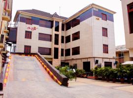 Airoyal Hotel and Suites, hotel with parking in Ikorodu