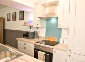 Quirky & Comfortable Residence, villa in Workington