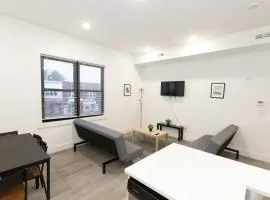 New Modern 2BR Apartment - minutes to NYC