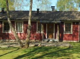 Minnebo stuga, cabaña o casa de campo en Hässleholm